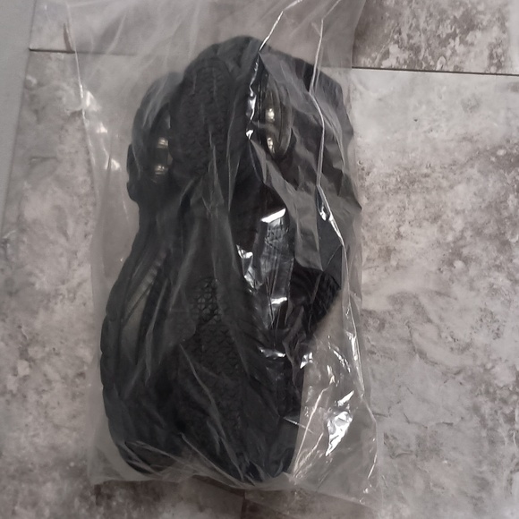 Womens Size 9.5 Non Slip Comfortable Orthopedic Sneakers with Arch Support Black - Picture 9 of 9